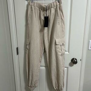 Kendall & Kylie Light Tan Cargo Pants